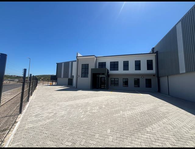 1,923M² WAREHOUSE TO LET IN FIRGROVE